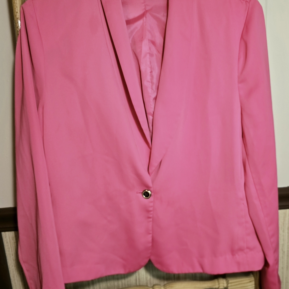 Allen B. Women's Pink Blazer